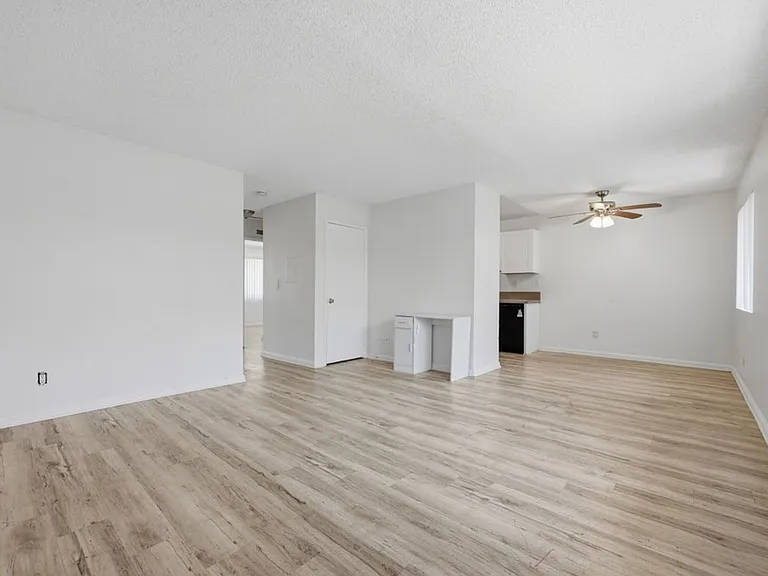 9059 Harness Street — Photo 16