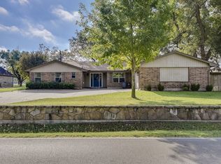 7115 Westover Dr, Granbury, TX 76049