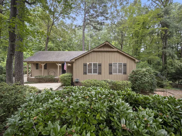 7316 Chicora Ct, Raleigh, NC 27615