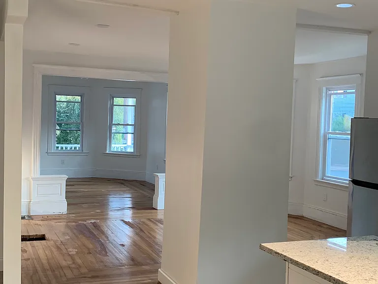 22 Gardner St — Photo 7