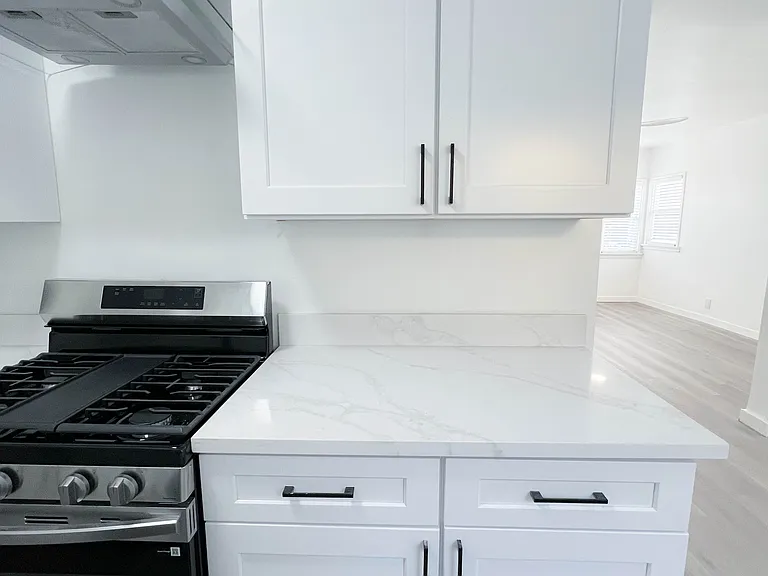 1506 1/2 Maple St #1506 — Photo 38