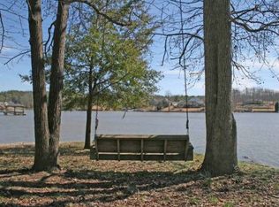 962 Rocky Point Ln, Tega Cay, SC 29708