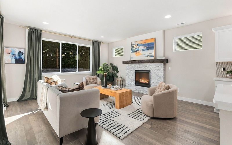 5th image of 853 S 49th Street