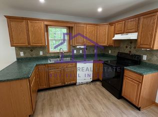 91 Mountain Rd, Erving, MA 01344