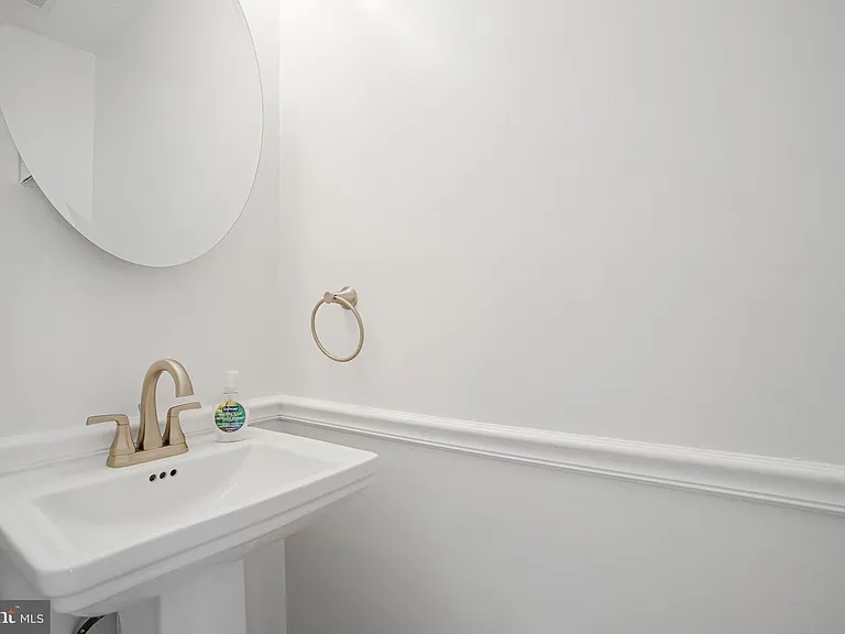 11630 Sun Circle Way — Photo 6