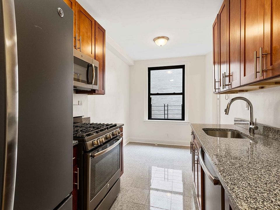 1st image of 237 E 20th St APT 9A