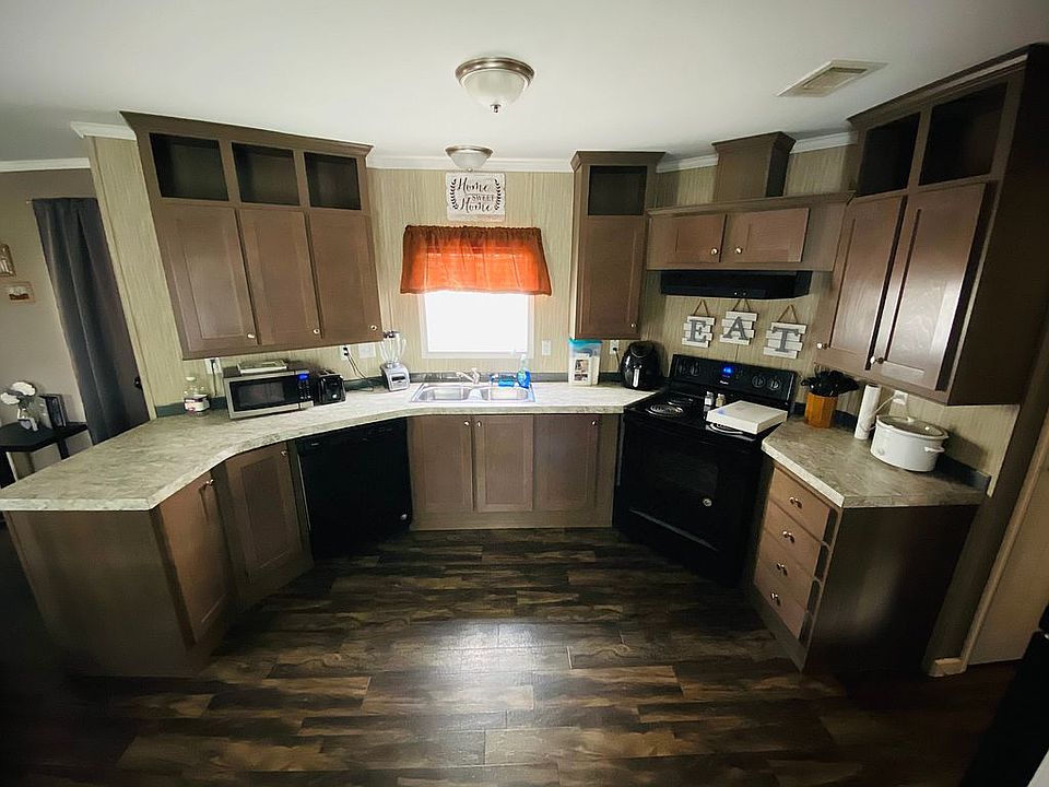 1st image of 804 Saint Moritz Dr #115