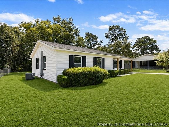 3rd image of 1719 Merry Oaks Dr