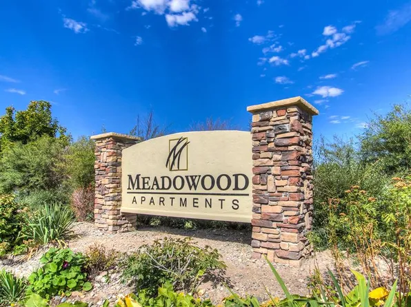 Meadowood Apartments