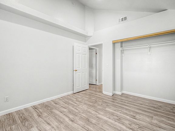 5th image of 14613 Estrella Ave