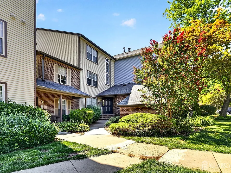 3252 Cypress Ct