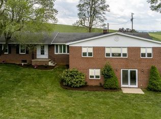 320 Wagon Shop Rd, Middlebrook, VA 24459