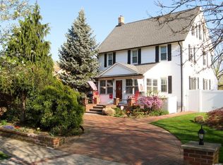 3395 Demott Ave, Wantagh, NY 11793