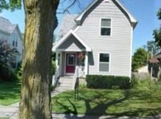 131 E 10th St, Traverse City, MI 49684