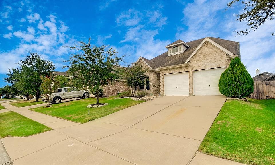 1st image of 14230 Englewood Park Ln