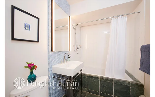 Sold by Douglas Elliman | media 8