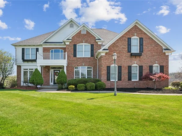 805 Saddleback Ct, Greensburg, PA 15601