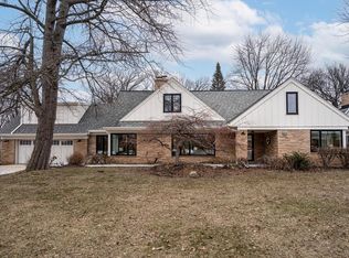7424 Maple Ter, Wauwatosa, WI 53213