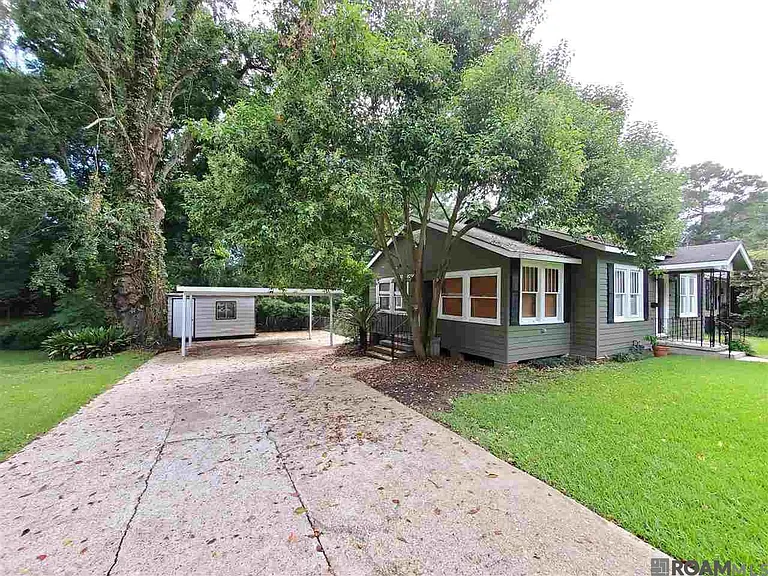 2044 Ovid St — Photo 2