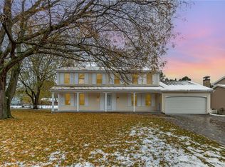 23 Cider Creek Cir, Rochester, NY 14616