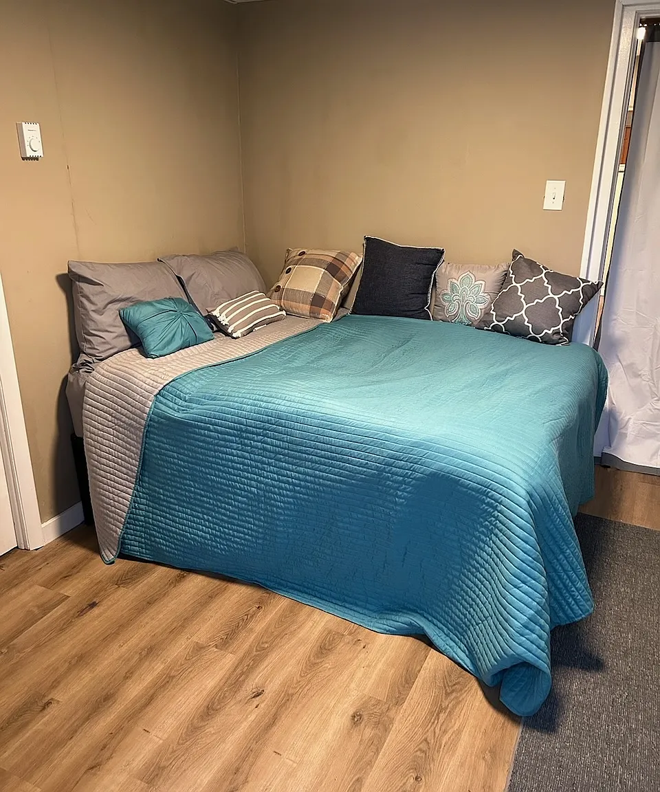 150 Garibaldi Ave — Photo 4