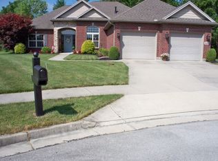 440 Elk Ct, Brookville, OH 45309