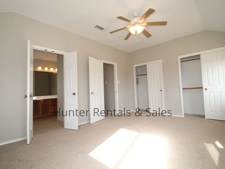 3203 Dorothy Jane Dr — Photo 16