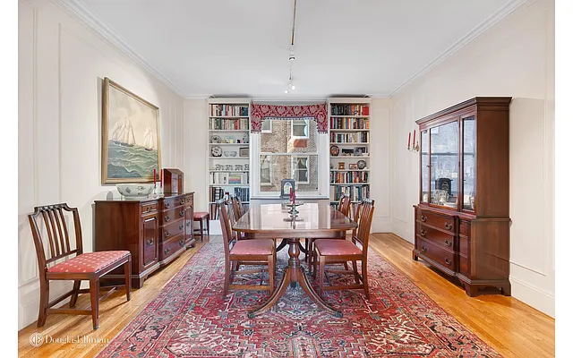 Sold by Douglas Elliman | media 15