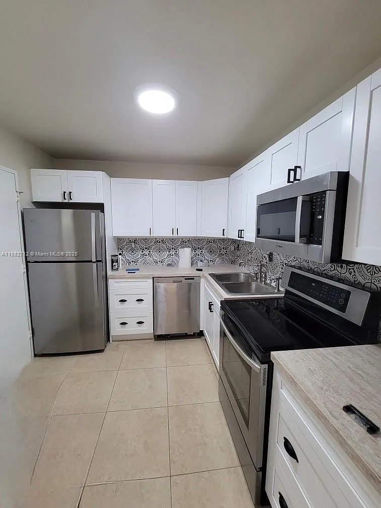 Olympus Condo Phase — Photo 2