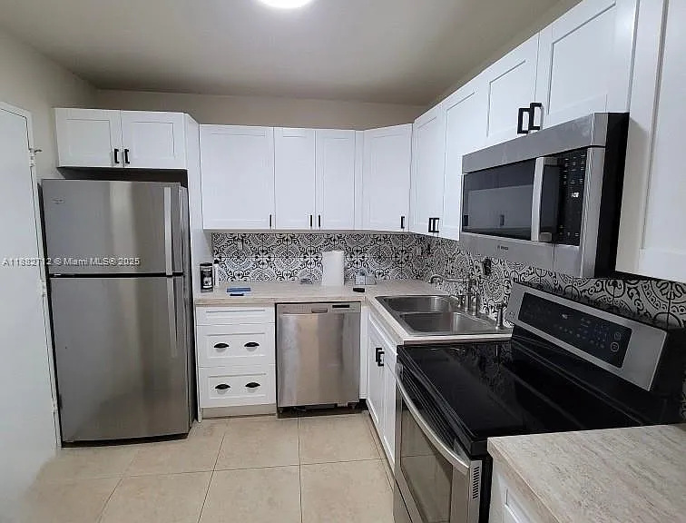 500 Three Islands Blvd #226 — Photo 2