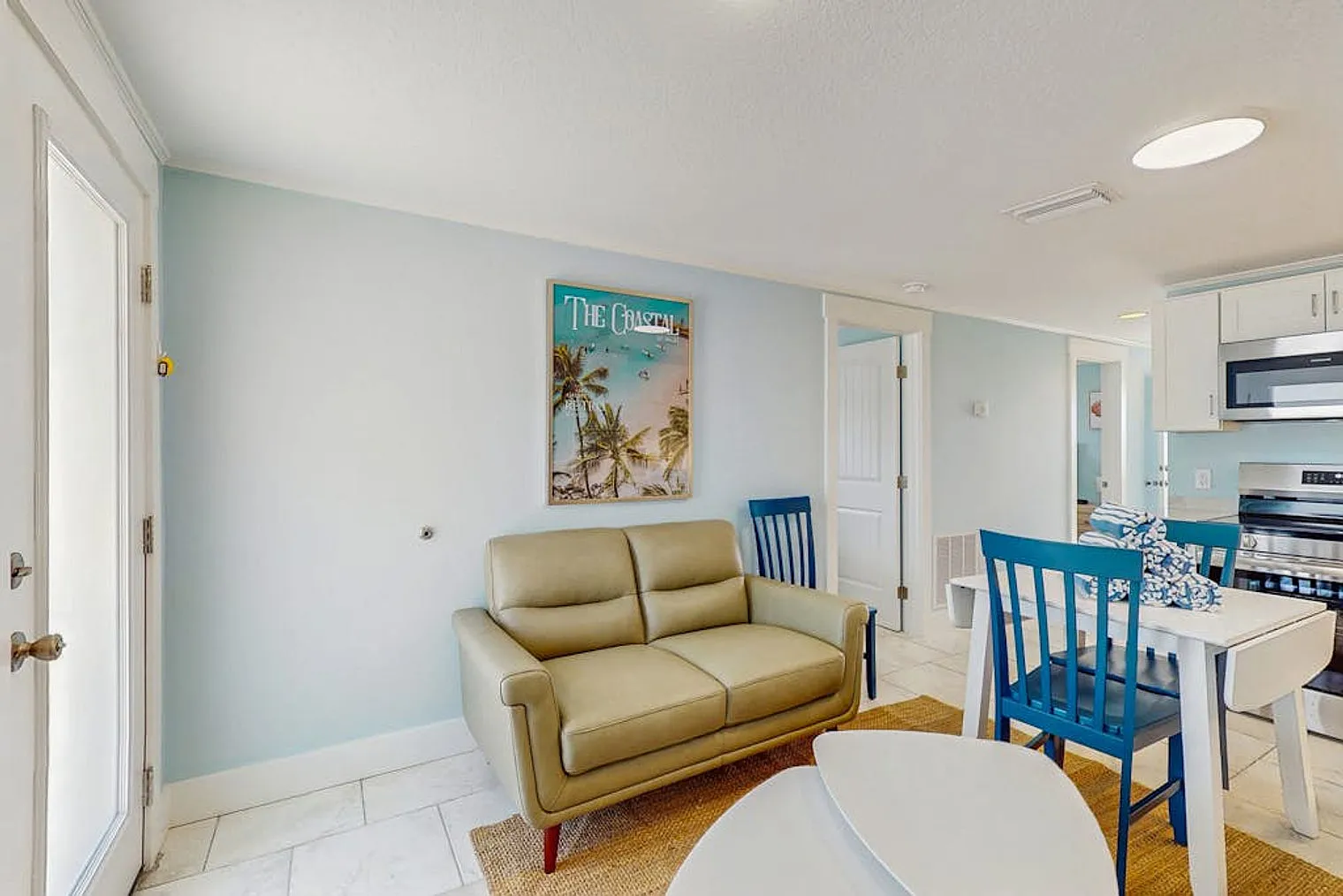 2 bed, 1.0 bath, 602 sqft, $6,159 — Photo 1