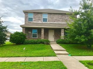 1945 Cross Oaks Dr, Lancaster, TX 75146