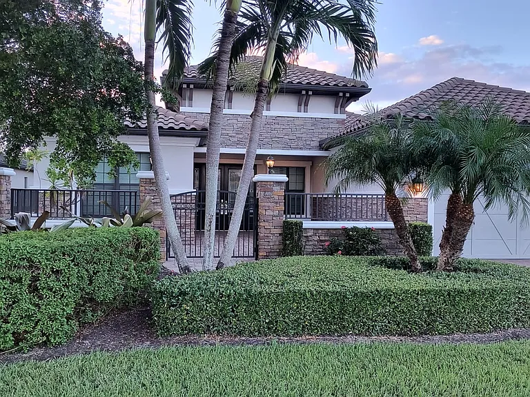 8591 Maggiore Ct — Photo 2