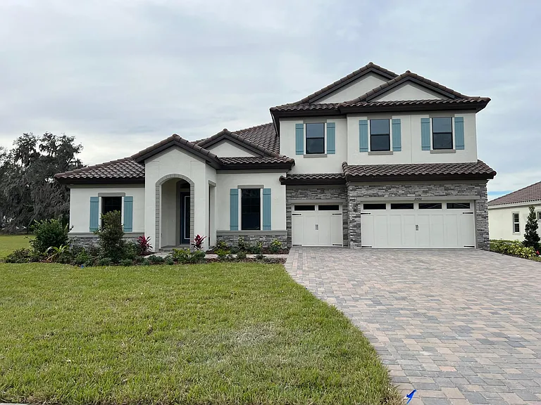 10530 Meadowrun Dr — Photo 1