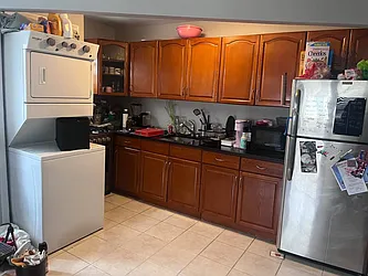1027 Halsey Street, #3L