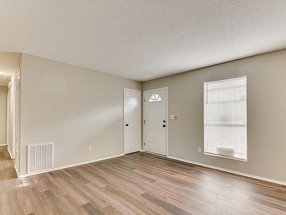 4th image of 3481 Bullock Avenue