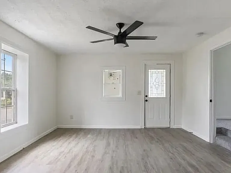 2101 Buckeye St #1 — Photo 4