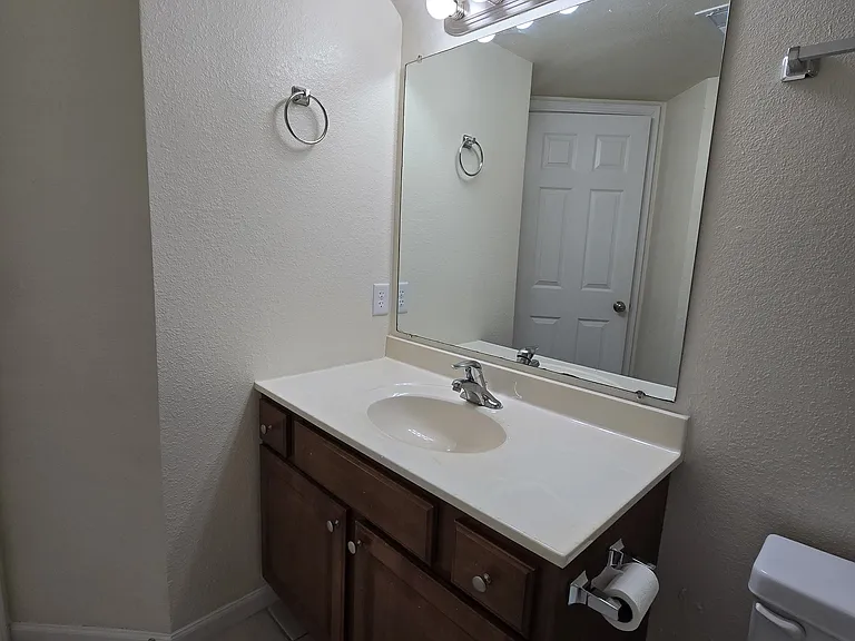 5505 Volunteer Dr — Photo 6