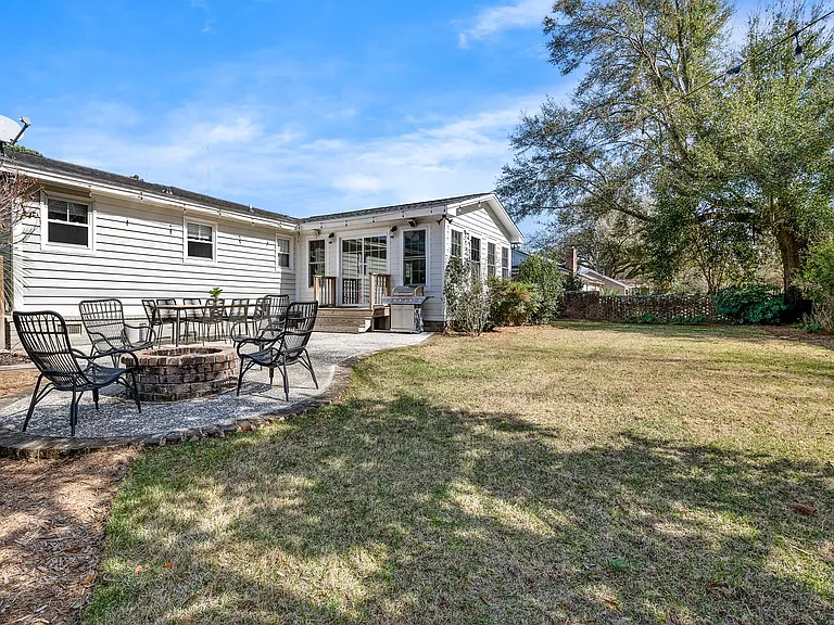 1121 Island View Dr — Photo 41