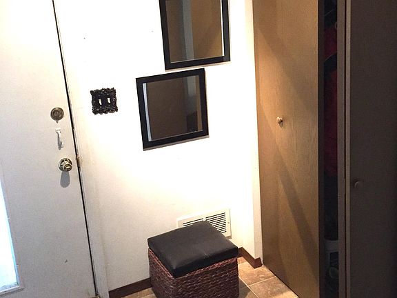 3rd image of 2366 Dorland Pl E