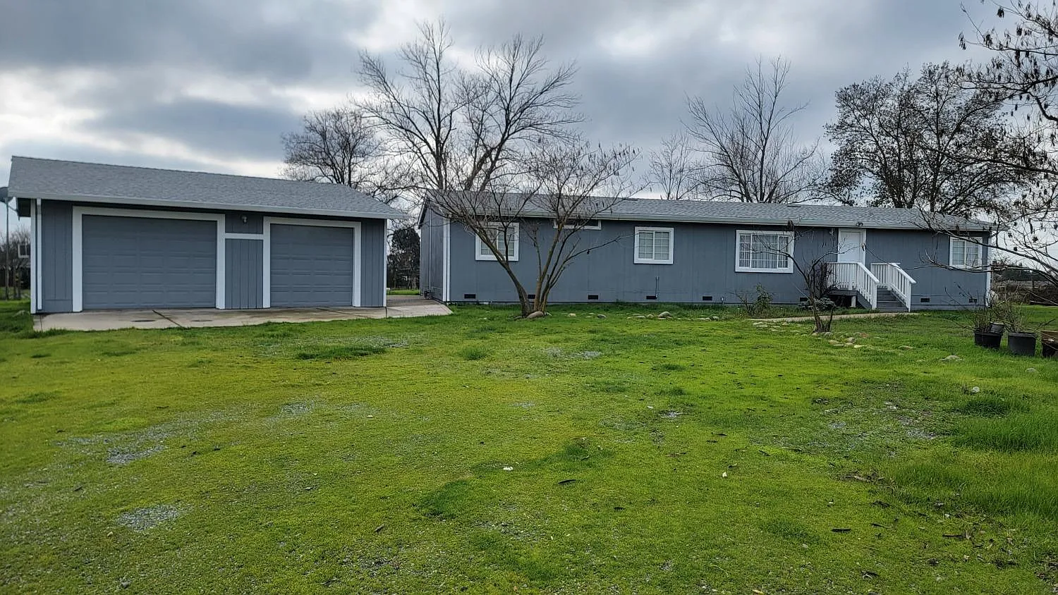 12418 Woods Rd photo 1
