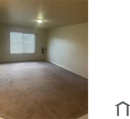 7556 Rogers Ln — Photo 10