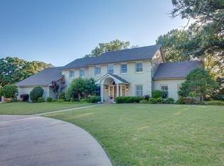 527 S Country Club Rd, Ada, OK 74820