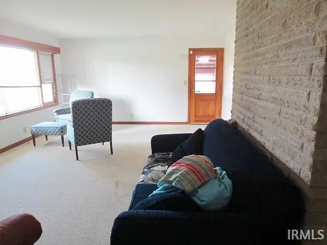 3 bed, 3.0 bath, 2192 sqft, $1,895 — Photo 4