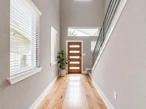 2208 Capulet St Photo 1