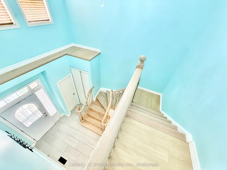 1171 Springbank Dr — Photo 22