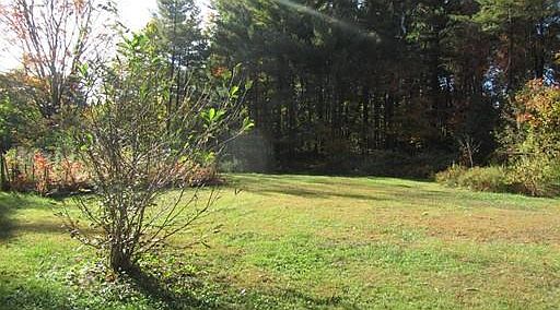 4th image of 7 Woodland Dr