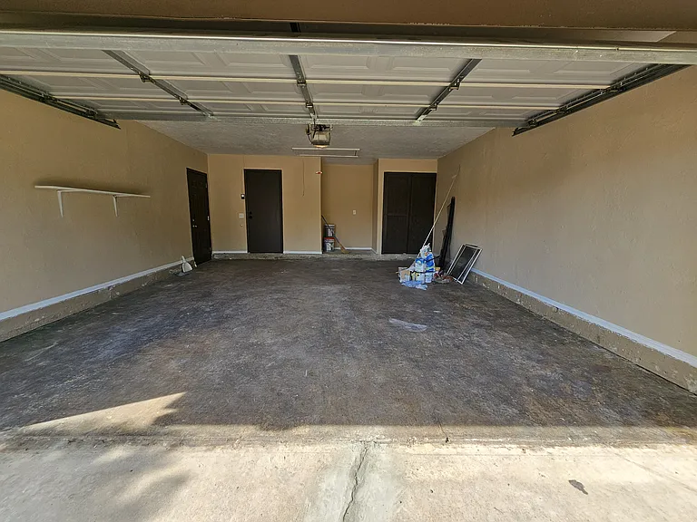 1133 SW 77th Pl — Photo 2