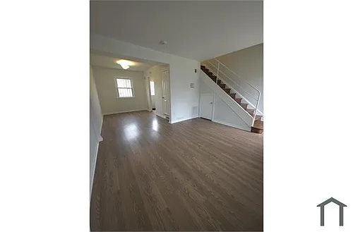 2528 Iverson St Photo 1