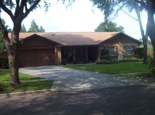 3385 Foxwood Dr, Apopka, FL 32703